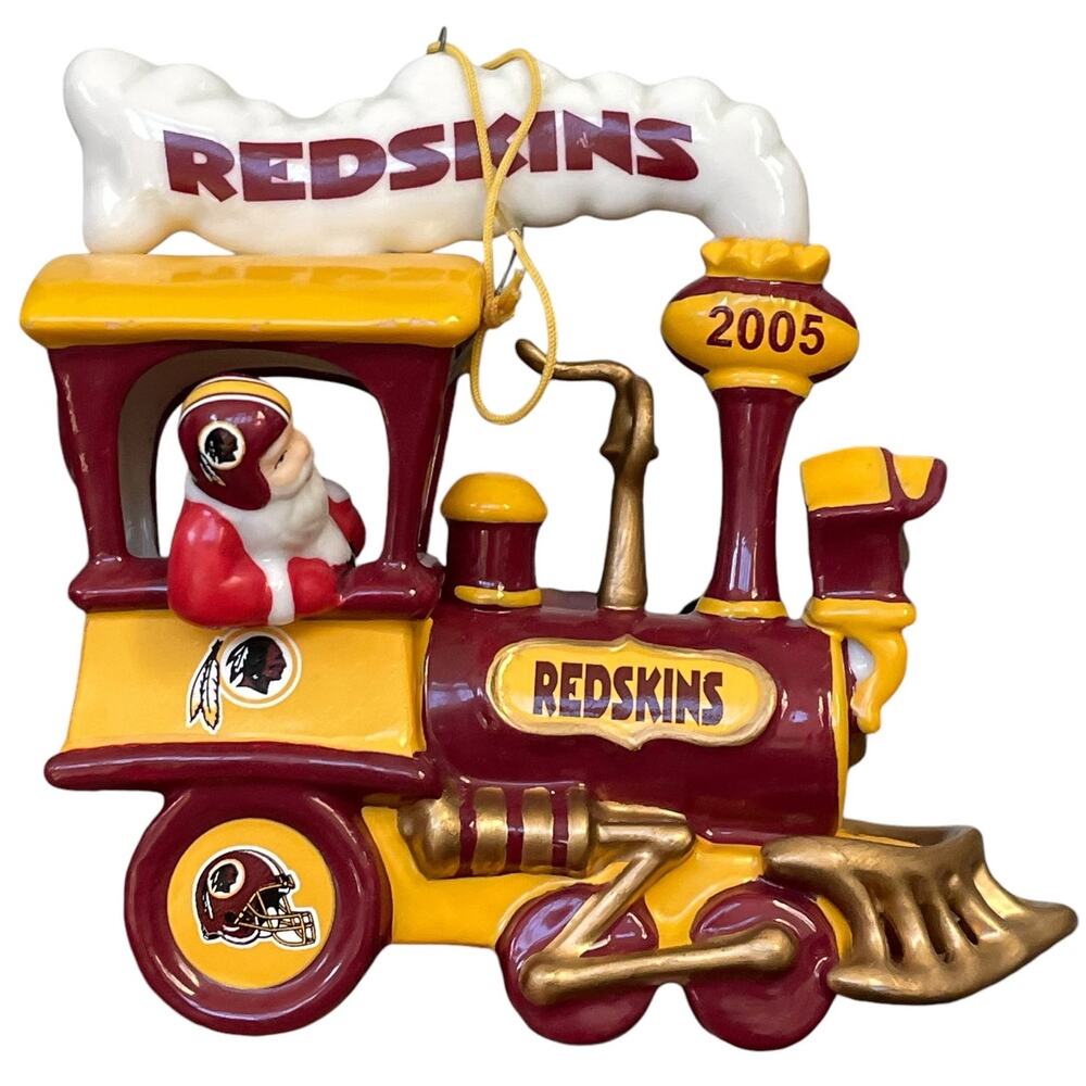 Danbury Mint Washington Redskins Ornament Train Santa 2005 Christmas NFL READ